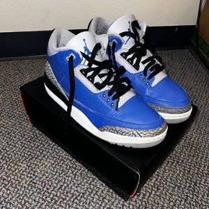 Jordan 3 Varsity Royal